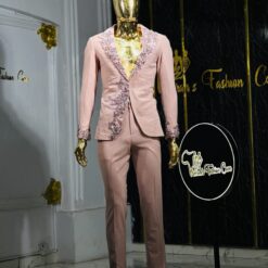 Latina suit