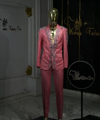 William suit